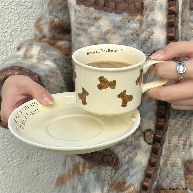 Tasse à café avec assiette ours