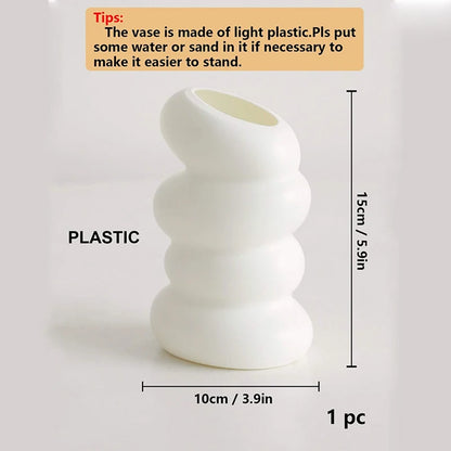 Vase en plastique spirale